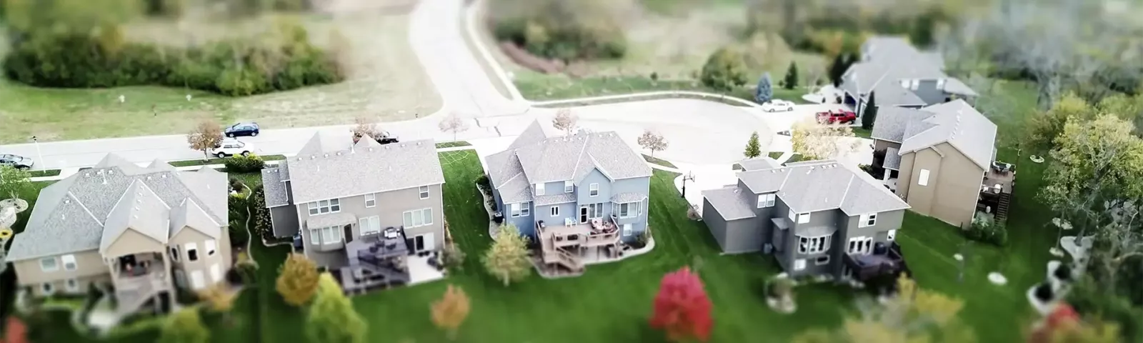 Contacta con De La Torre Promociones y Obras